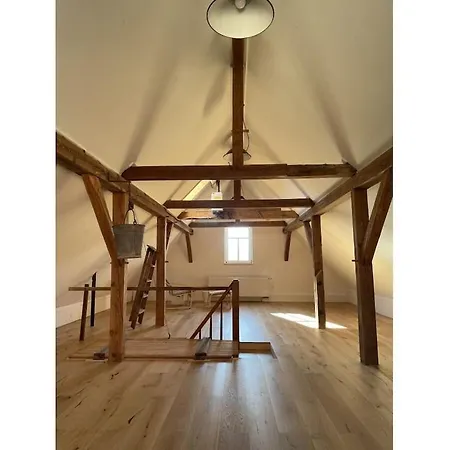1820 Comfortable *